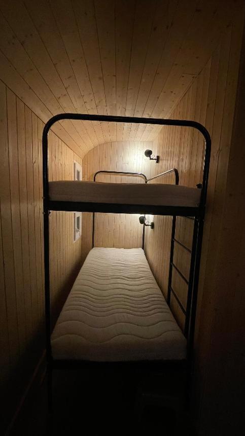 Glamping - Stylova Maringotka V Srdci Ladova Kraje, Pobliz Hlavniho Mesta Prahy Stribrna Skalice Zewnętrze zdjęcie